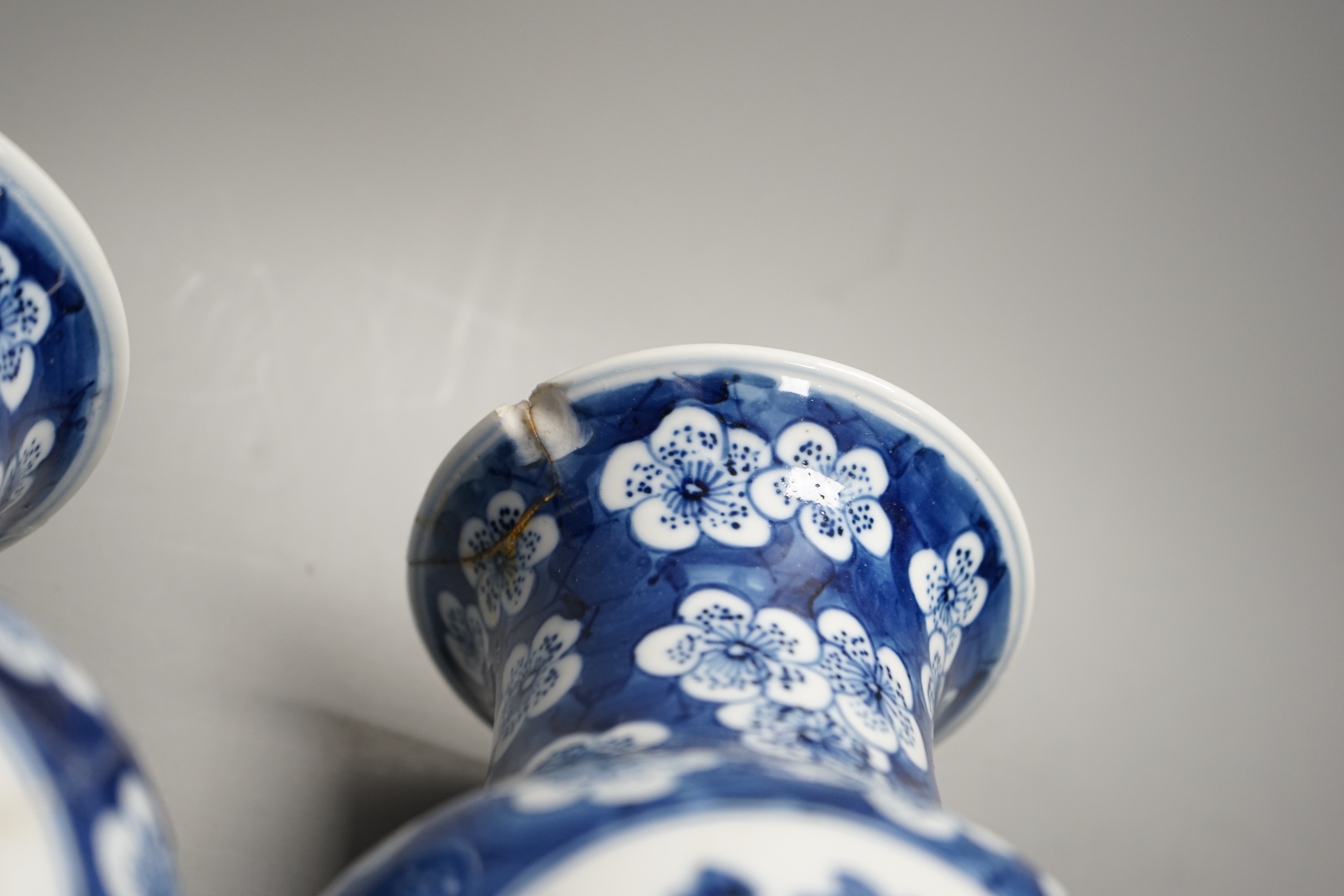 A pair of Chinese blue and white vases, c.1900, 30cm